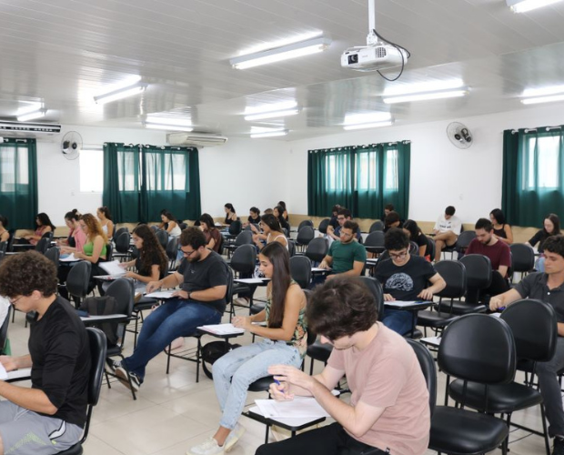 Acad�micos de Medicina participam de prova integrada na Univ�s